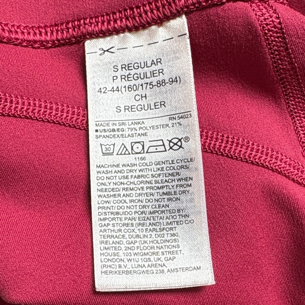 High-Waist Performance Shorts - Raspberry - Picture 4 of 4